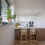 Trinity Cove 167 公寓