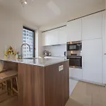 Trinity Cove 167 公寓