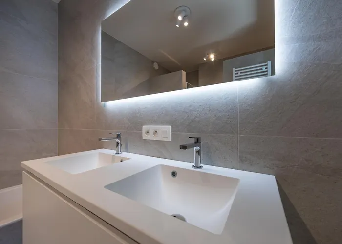 Trinity Cove 167 * Ostende